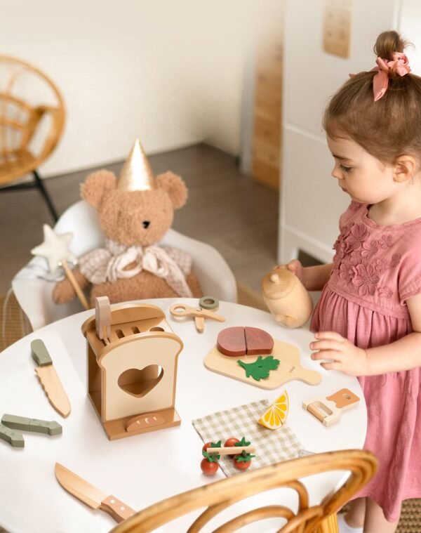 16Pcs ROBUD Kids Play Kitchen Knife Set - Image 3